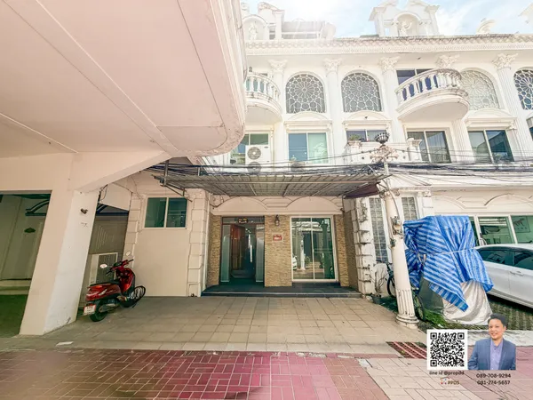 ขายทาวน์โฮม 4 ชั้น สุขุมวิท 49 พร้อมพงษ์-ทองหล่อ หลังใหญ่ ในหมู่บ้าน